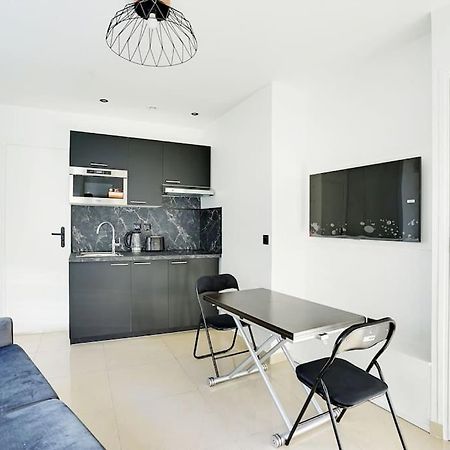 Magnifique 3 Pieces Paris 18Eme Apartment Bagian luar foto