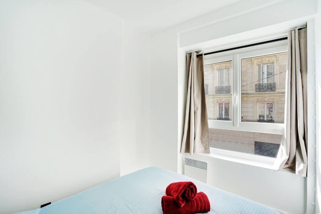 Magnifique 3 Pieces Paris 18Eme Apartment Bagian luar foto